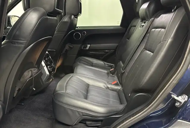 Land Rover Range Rover Sport view 12