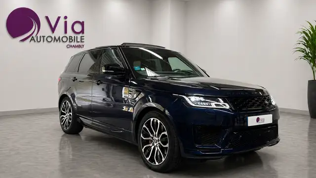 Land Rover Range Rover Sport view 3