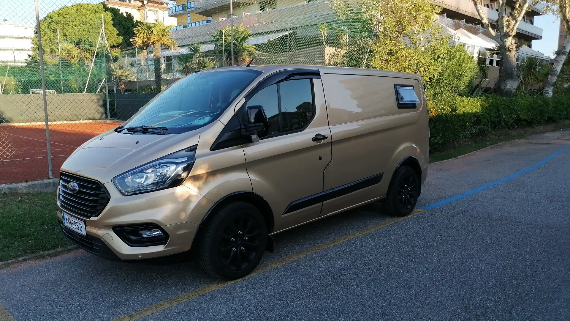 Ford Transit Custom Variobus 2,0 TDCI L1H1 - 2