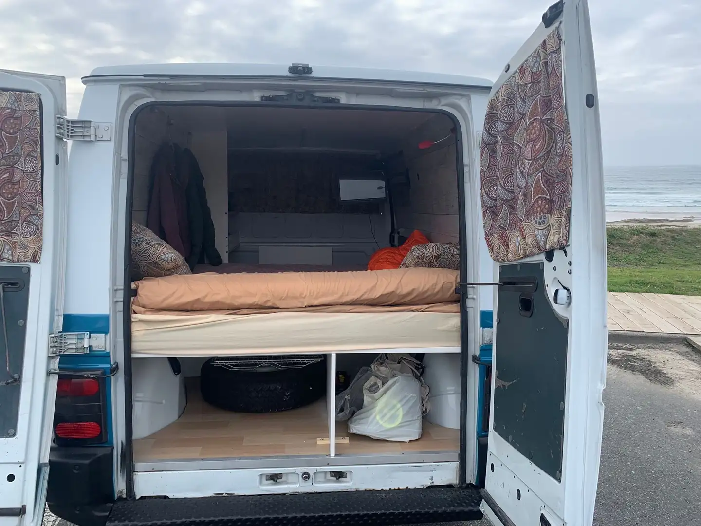 Renault Trafic Trafic 1400 Furgón (TB1G) White - 2