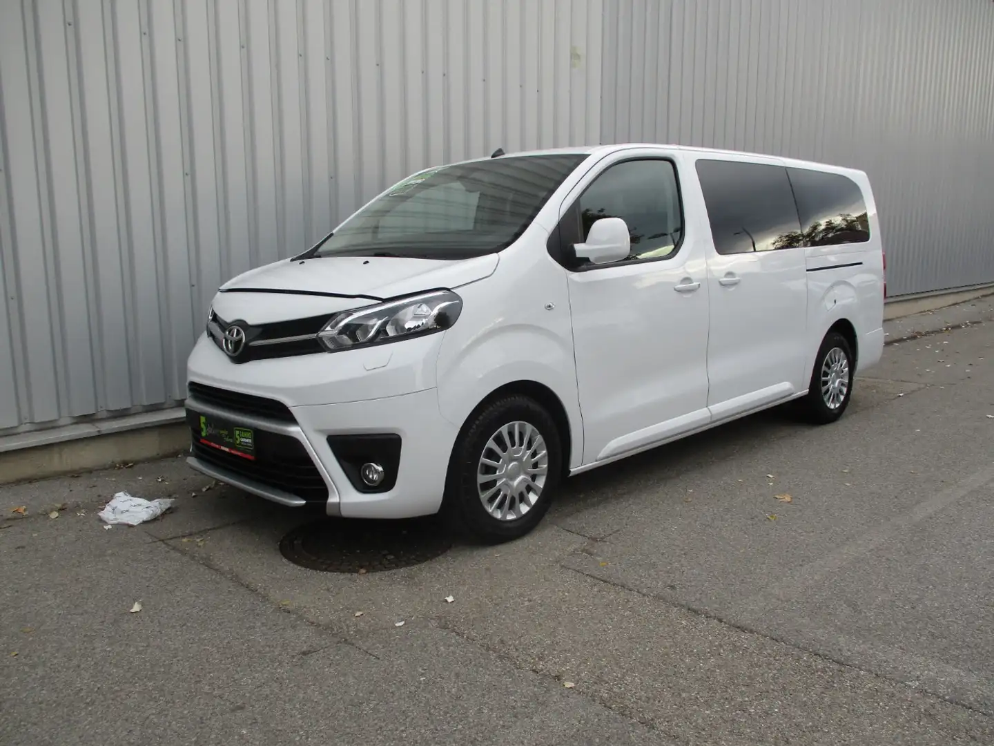 Toyota Proace Verso 2.0 D-4D 145 Lang Shuttle Blanc - 2