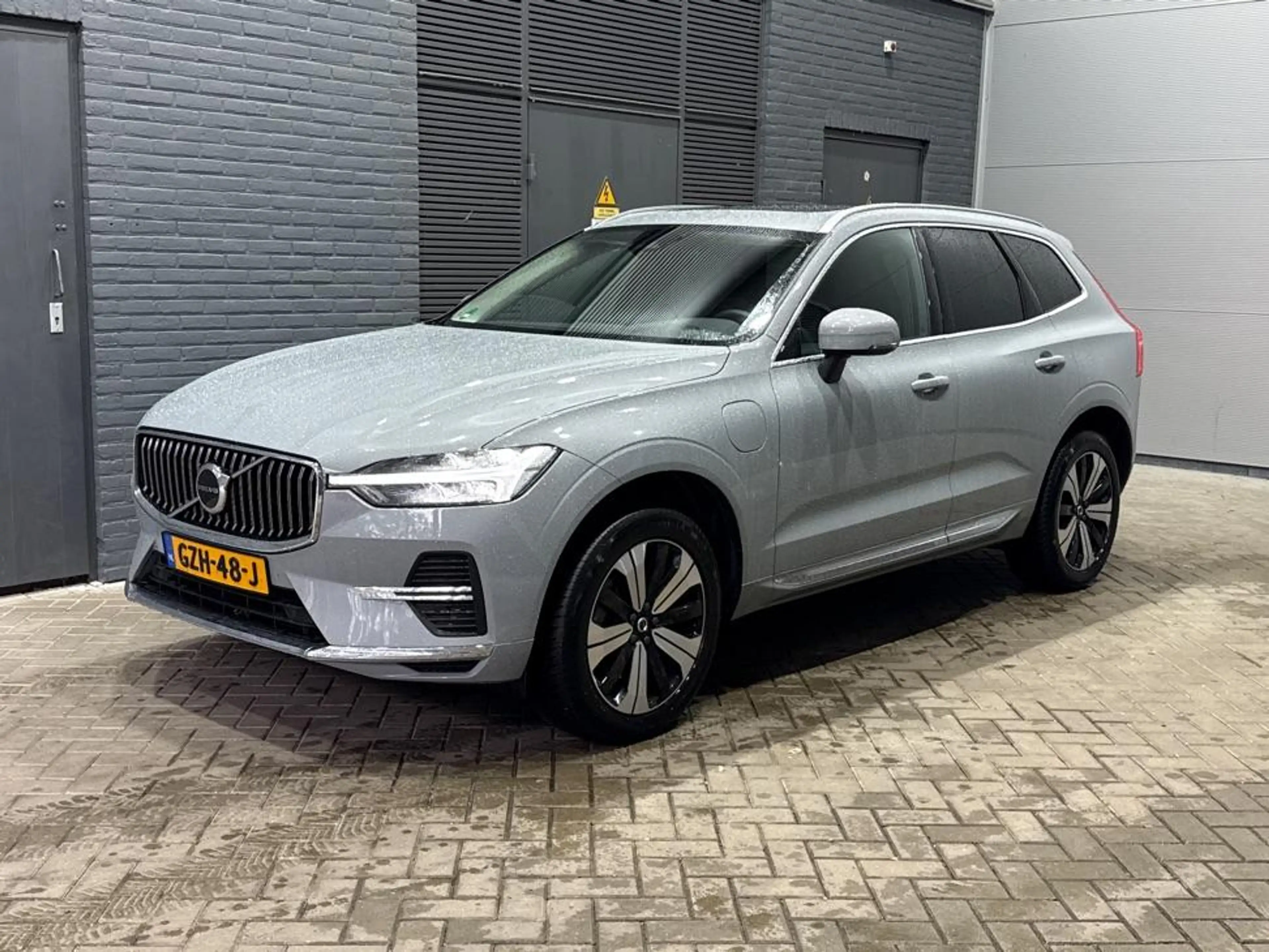 Volvo XC60 T6 Essential Bright | Panoramadak | Trekhaak | Pil — photo 4