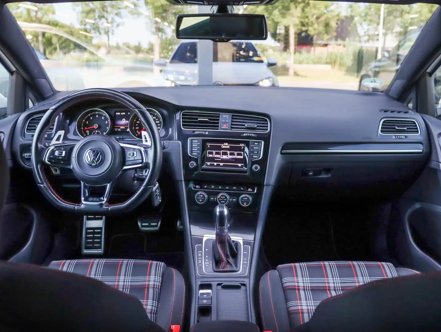 Volkswagen Golf GTI 2.0 TSI DSG | 300PK | Volledig onderhouden! Blanc - 2