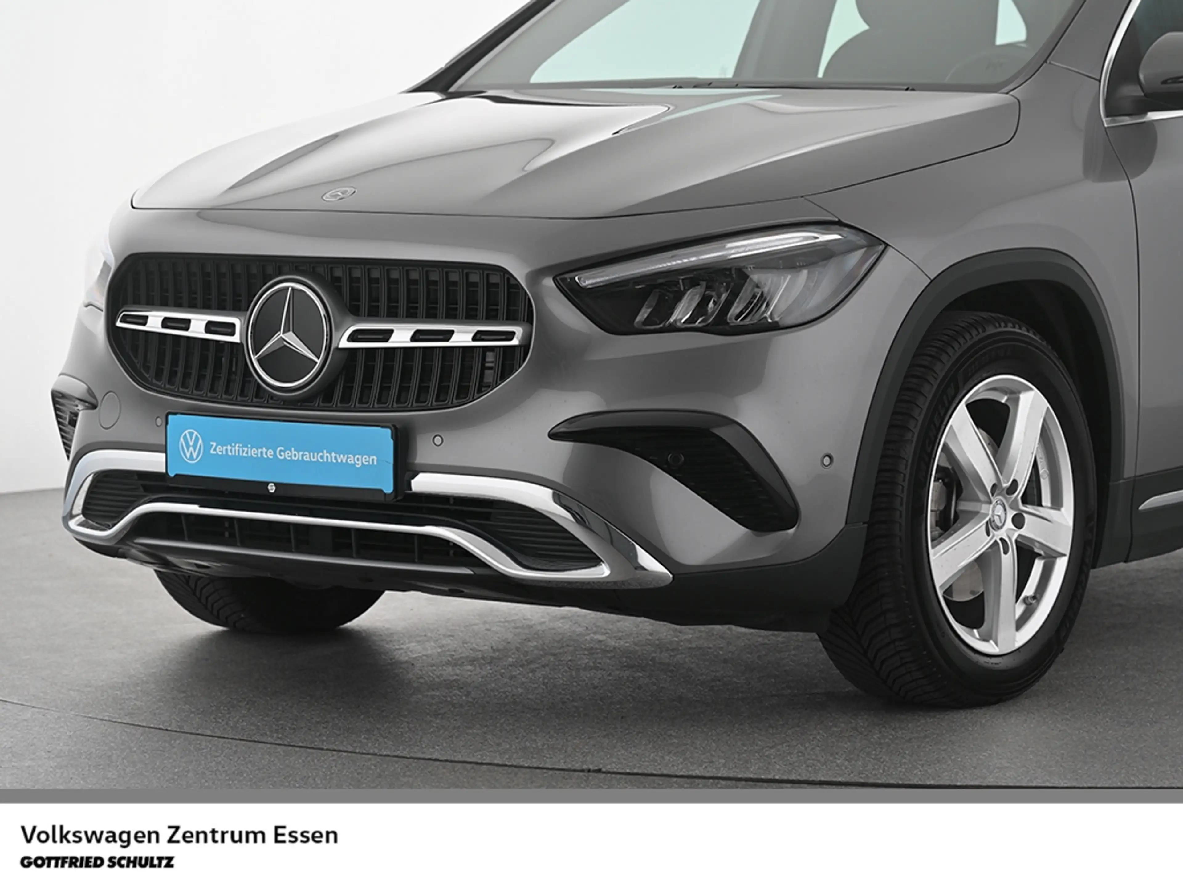 Mercedes-Benz GLA 200 LED Navi AHK R-Kamera Sitzhzg — photo 7