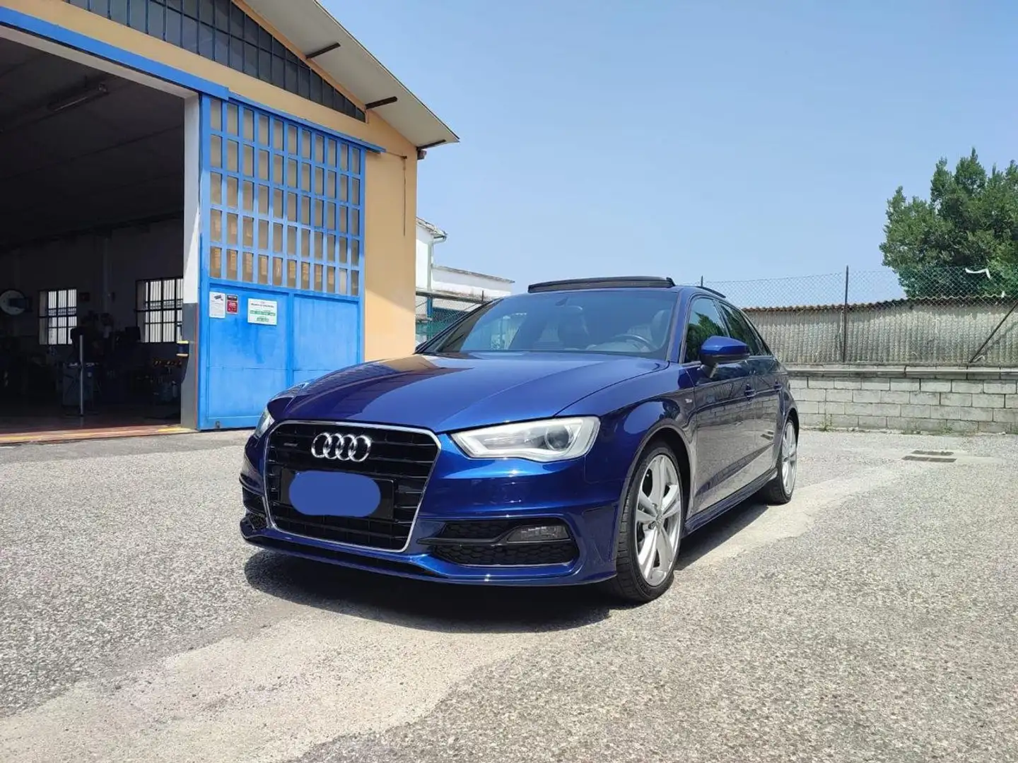 Audi A3 Sline quattro Blu/Azzurro - 2