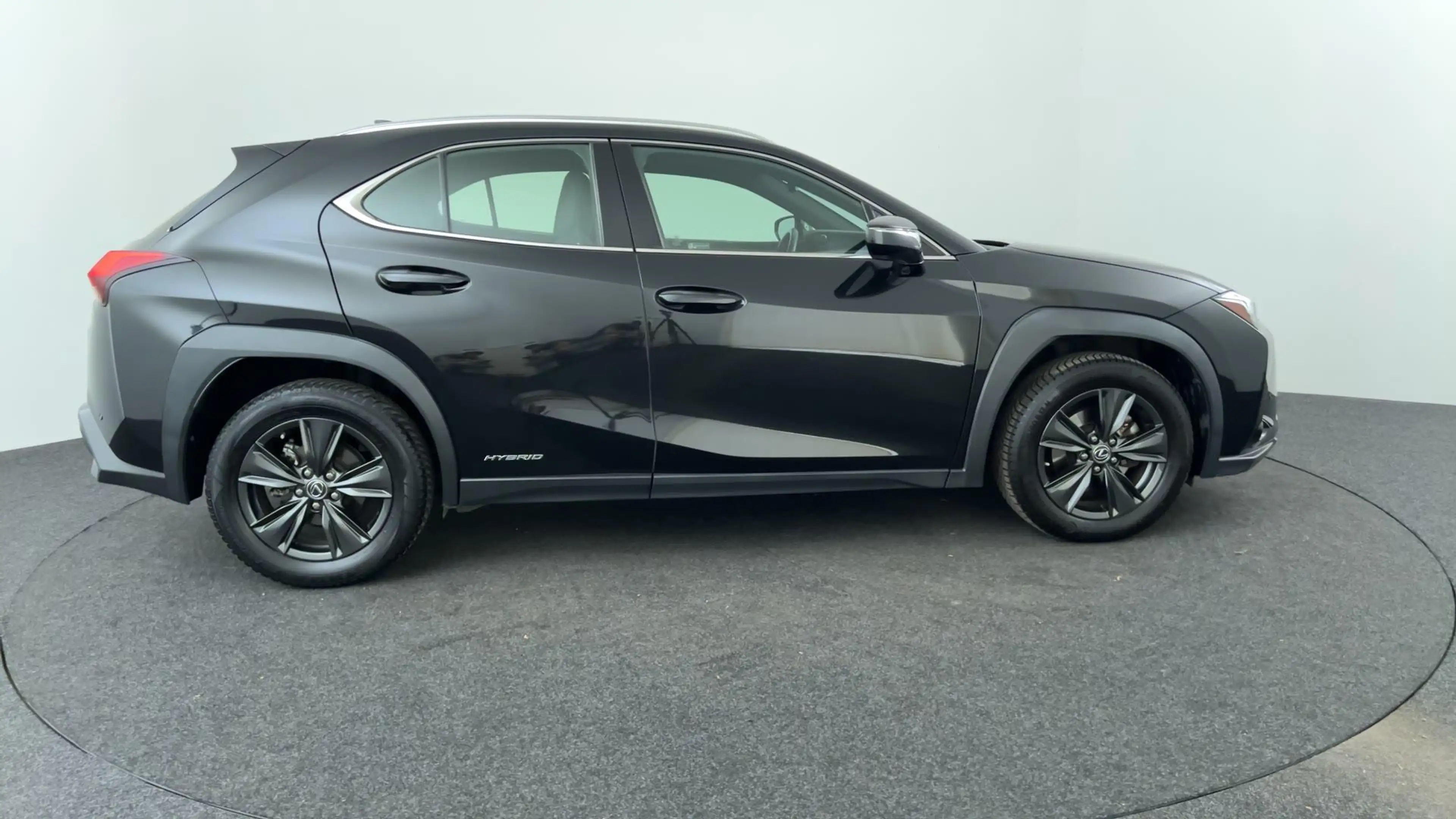 Lexus UX 250h Business Line, All Season banden! — photo 6