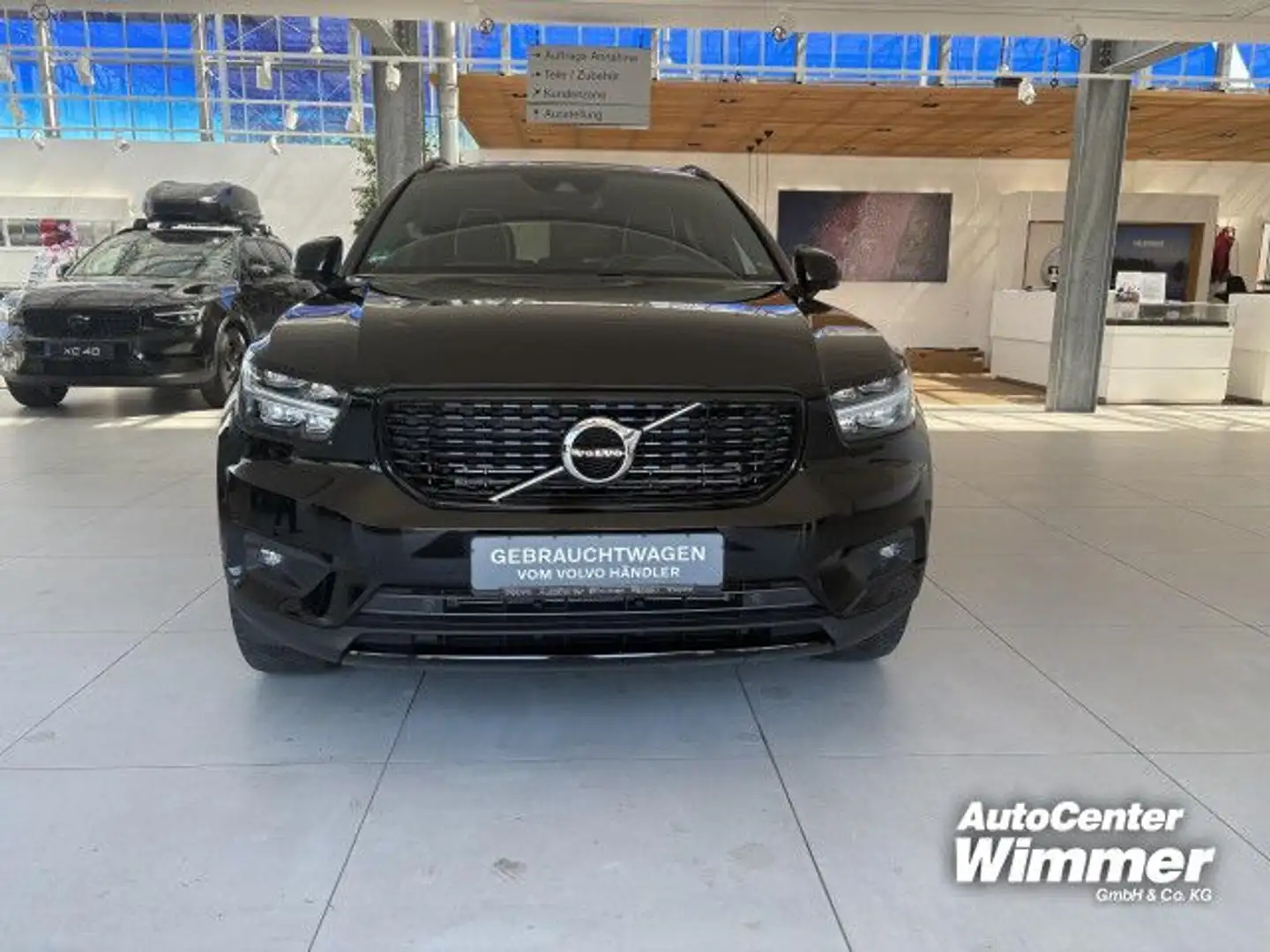Volvo XC40 T4 Recharge DKG Plus Dark R-Design Winter+ Li Schwarz - 2