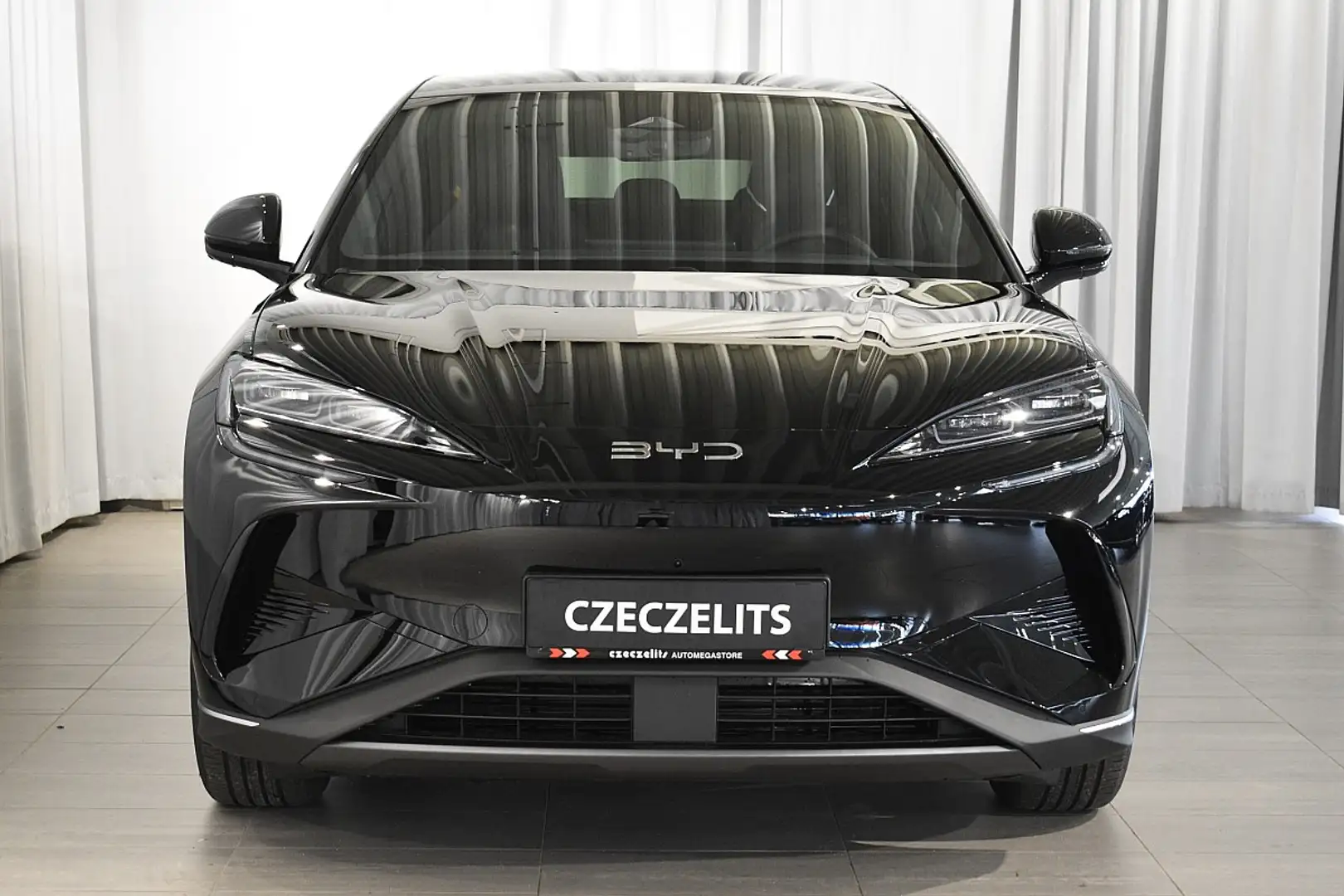 BYD Sealion 7 Comfort Österreich Paket 82.5 kWh Schwarz - 2