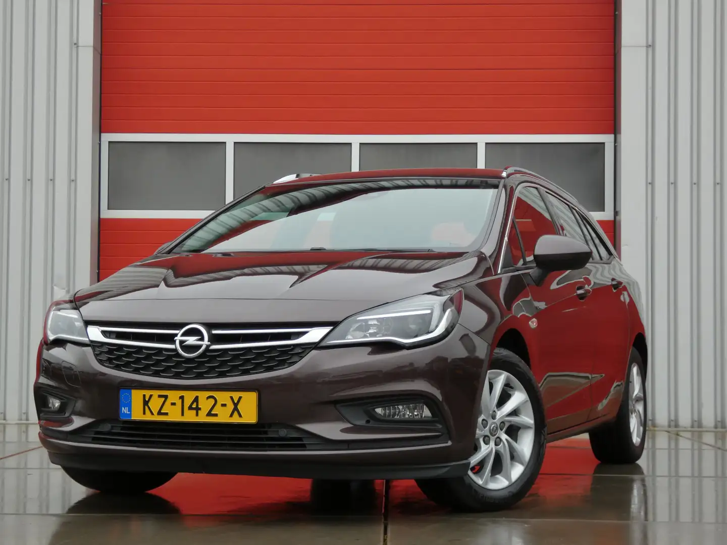 Opel Astra Sports Tourer 1.0 Innovation/ compleet! Bruin - 1