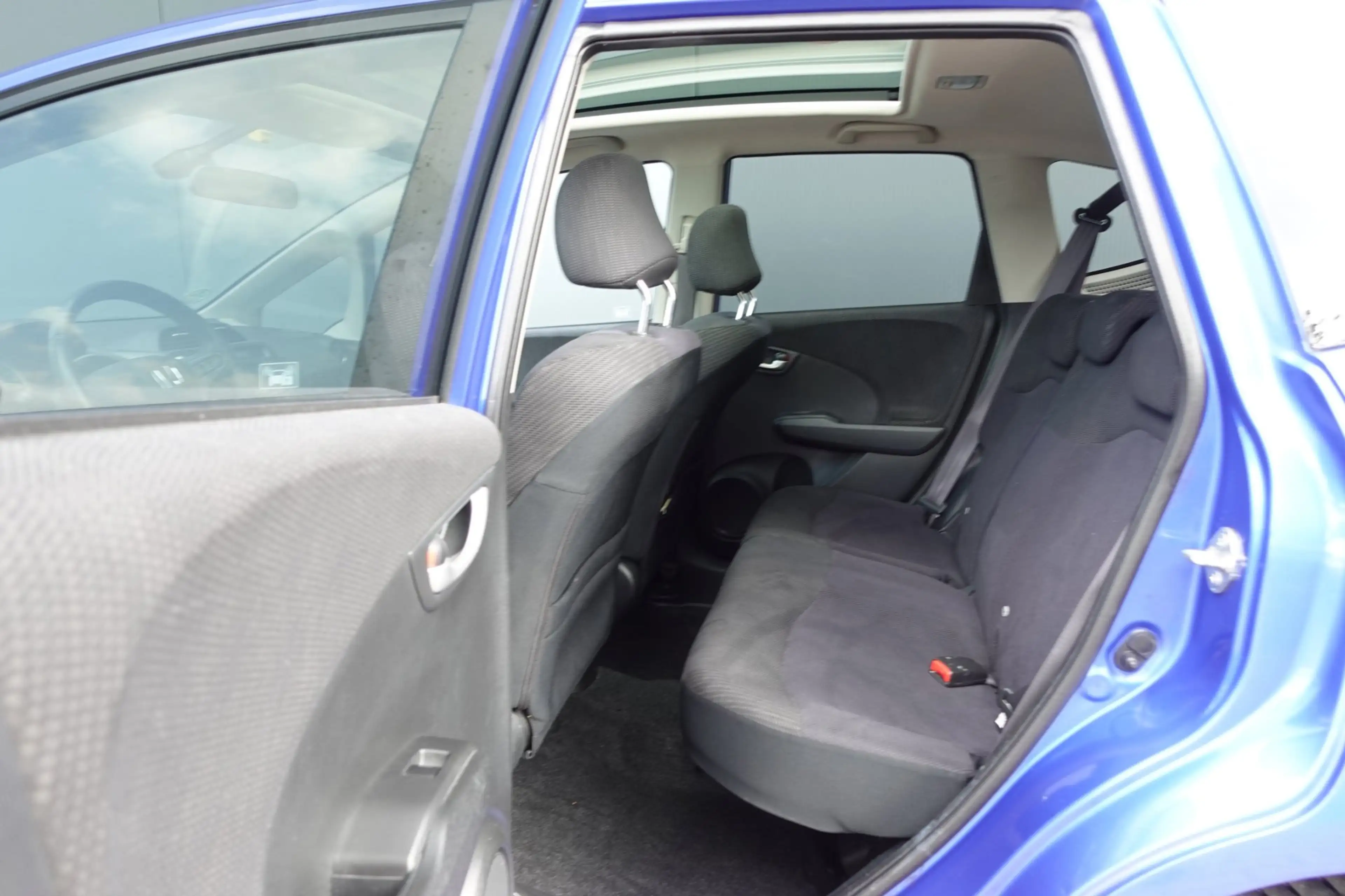 Honda Jazz 1.4 Hybrid Elegance — photo 6