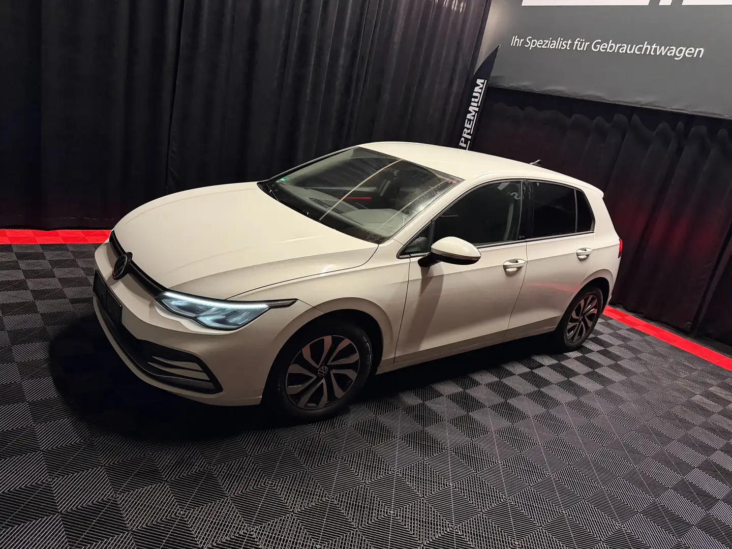 Volkswagen Golf Active *VIRTUAL-COCKPIT*LED*ACC* Weiß - 1