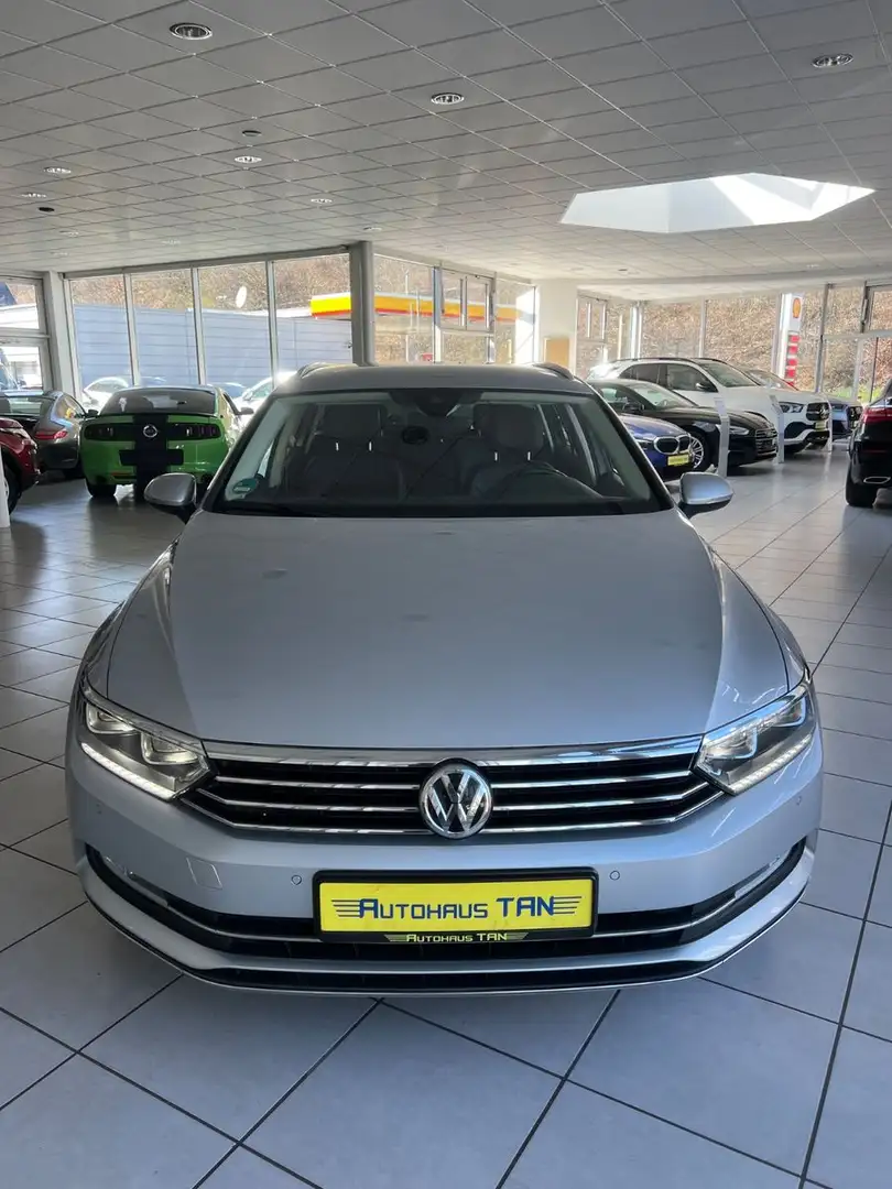 Volkswagen Passat Variant Passat 2.0TDI DSG Variant Highline *MASSAGE* Argent - 2
