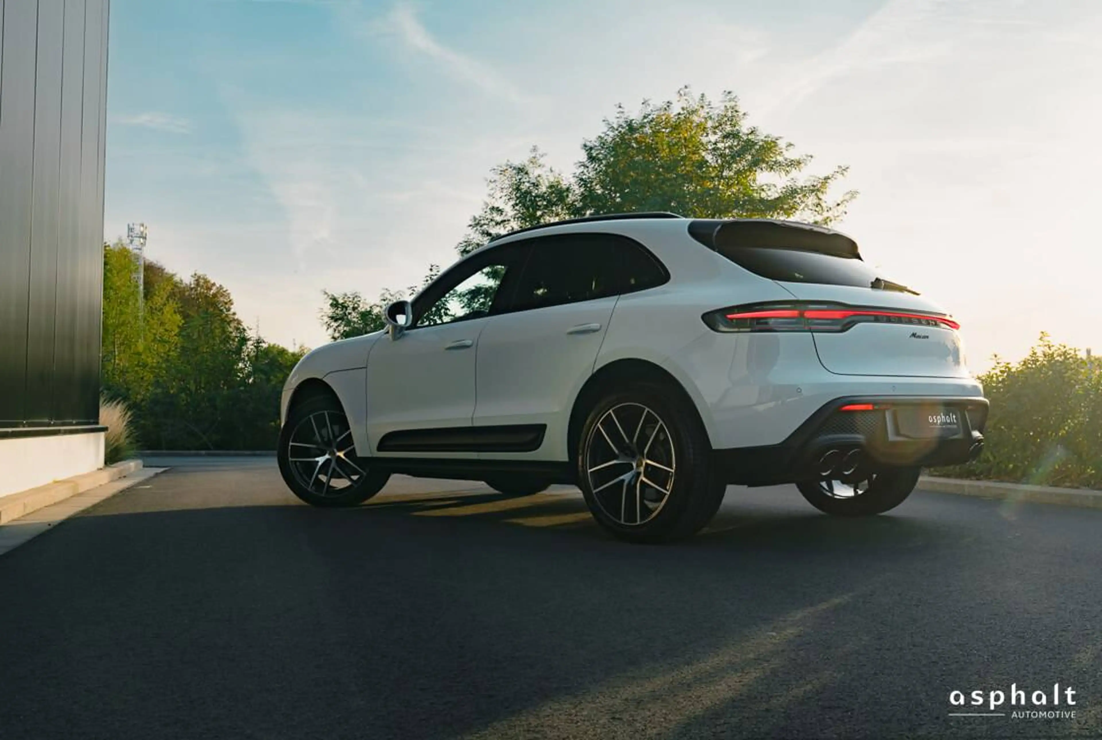 Porsche Macan MY2023 - Full Porsche History - 1st Belgian Owner — photo 5