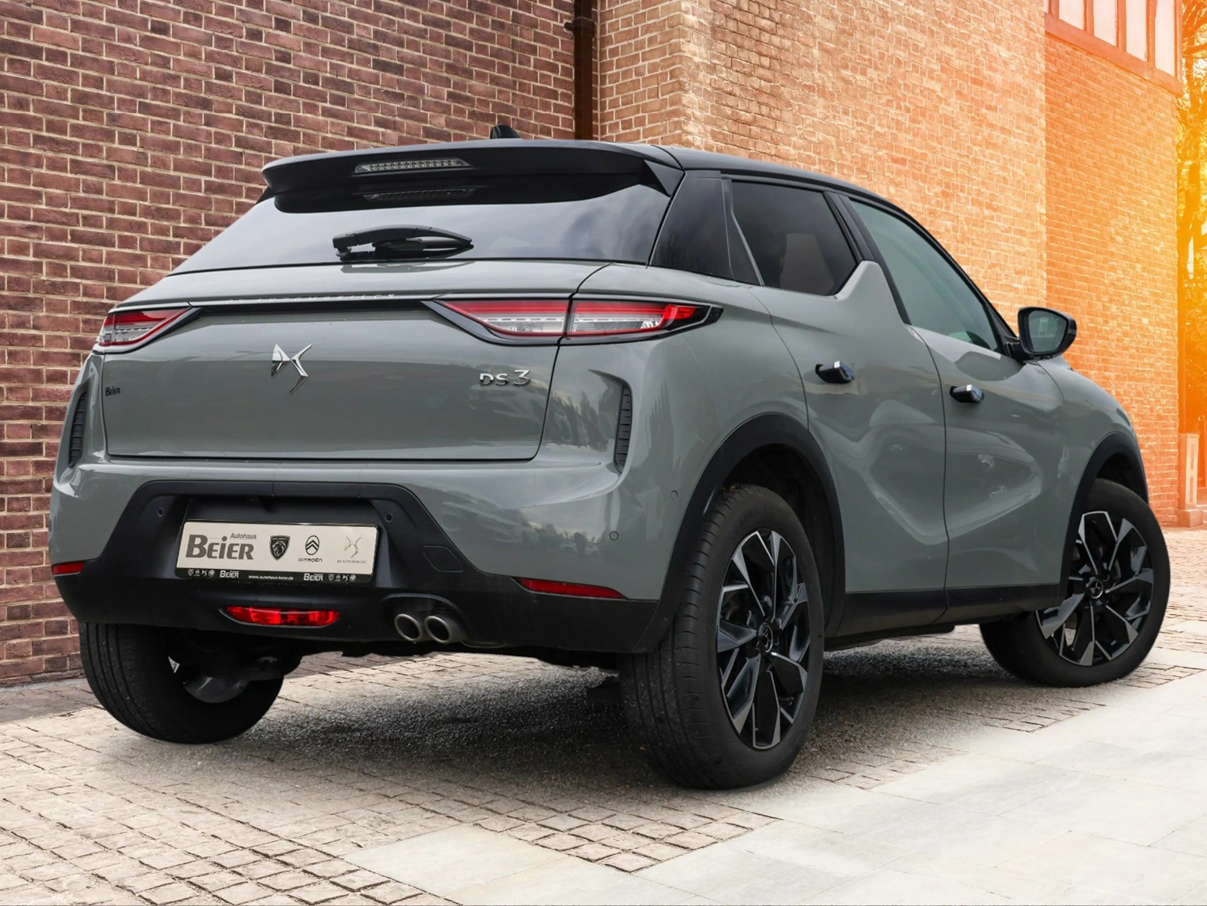 DS Automobiles DS 3 Crossback DS3 Crossback 1.2 PureTech 130 Rivoli Focal Sound- — photo 4