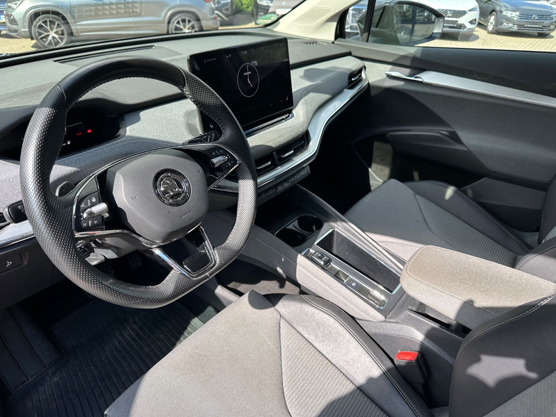 Skoda Enyaq 80 Loft *MATRIX*R-CAM*SHZ* — photo 12