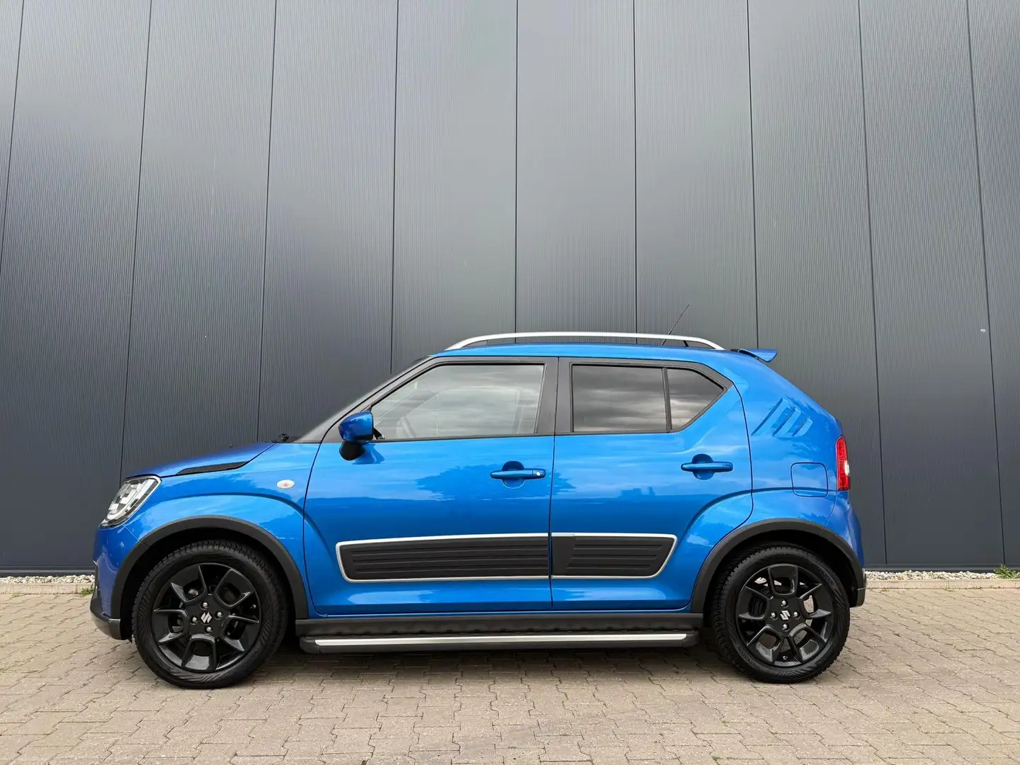 Suzuki Ignis 1.2 Smart Hybrid Select tr.hk / treeplanken / cam Синій - 2