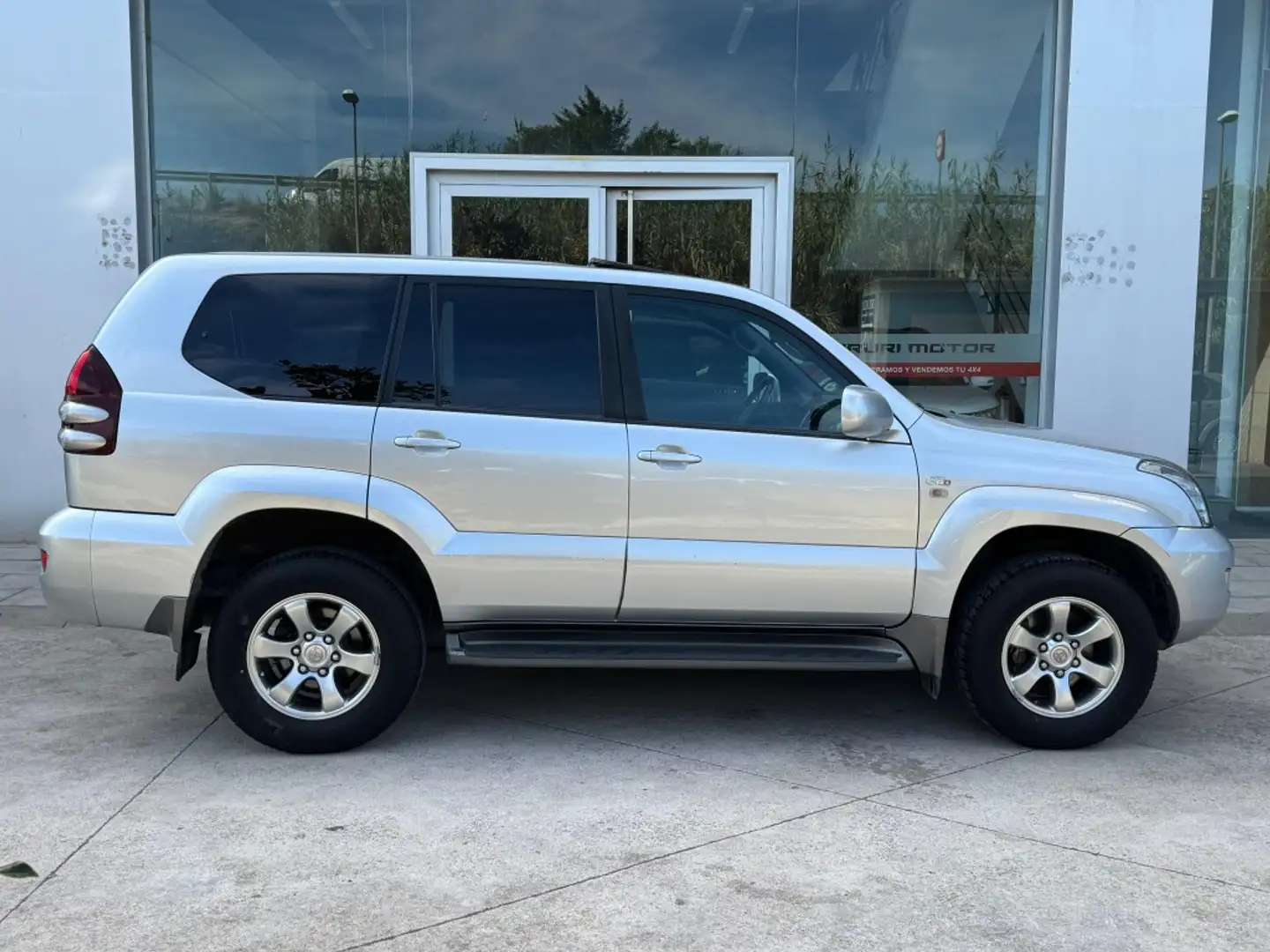 Toyota Land Cruiser D-4D VXL Plateado - 1