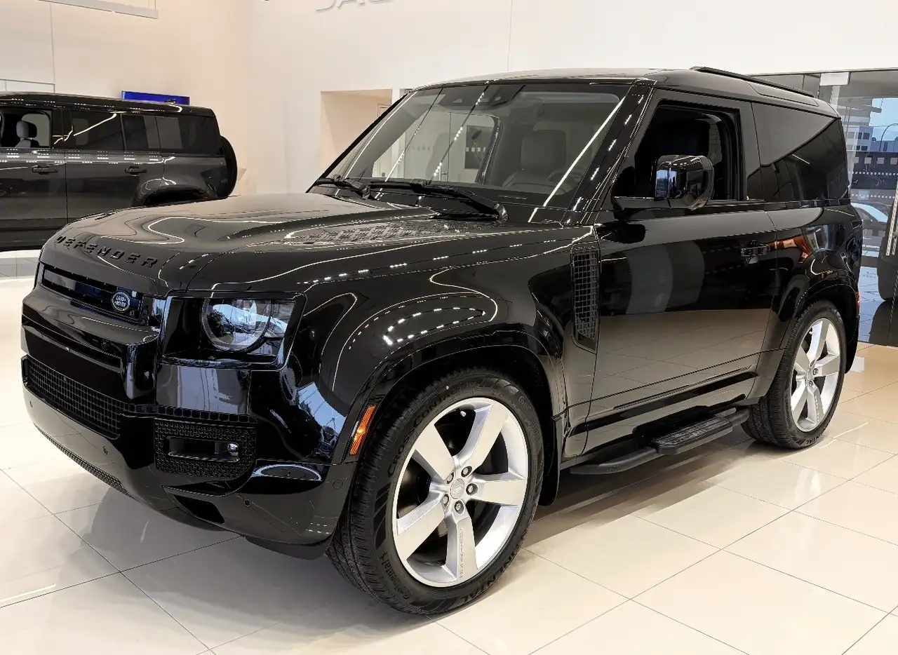 2025 Land Rover Defender