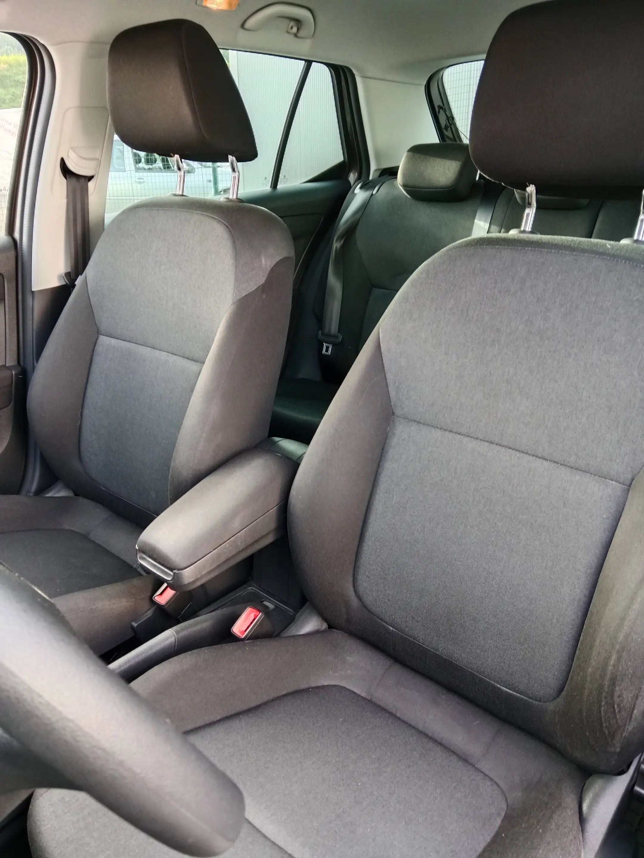 Skoda Fabia Active — photo 10