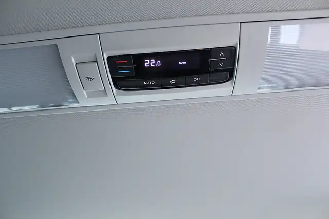 Volkswagen Sonstige Multivan Highline 2,0 TDI DSG Virtual Tacho AHK... Ansicht 24