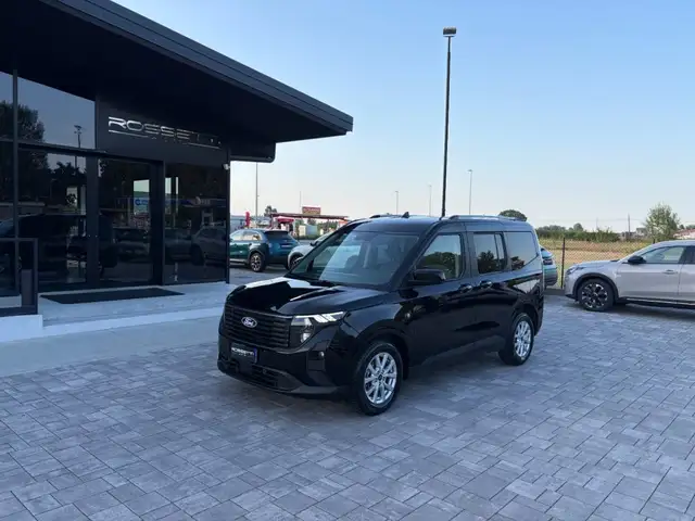 Ford Tourneo Courier 1.0 EcoBoost Titanium ANCHE NEOPATENTATI
