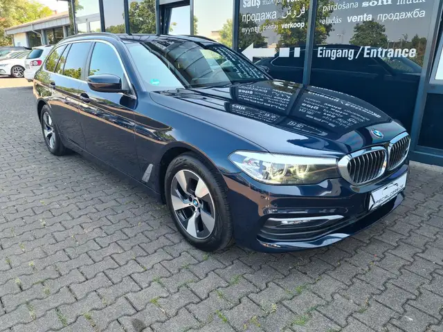 Bmw 520 d xDrive ASSISTS PANO AHK CAM
