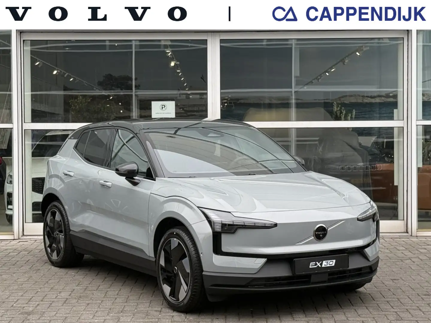 Volvo EX30 Nieuwprijs € 49.062 | Extended Range Ultra Gris - 1