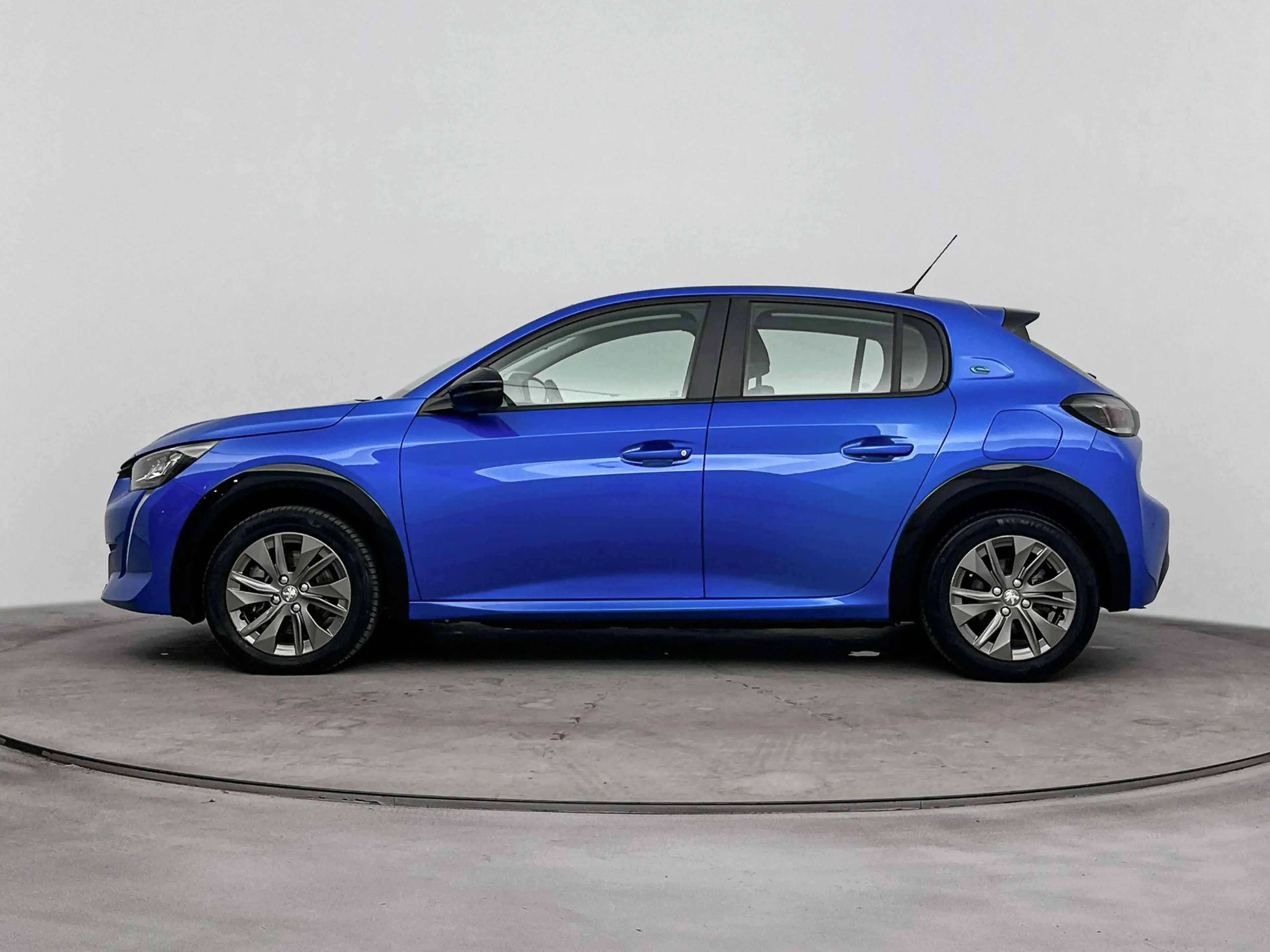 Peugeot e-208 Active Pack 50kWh | 1ste eigenaar | ACCU 100% | St — photo 2