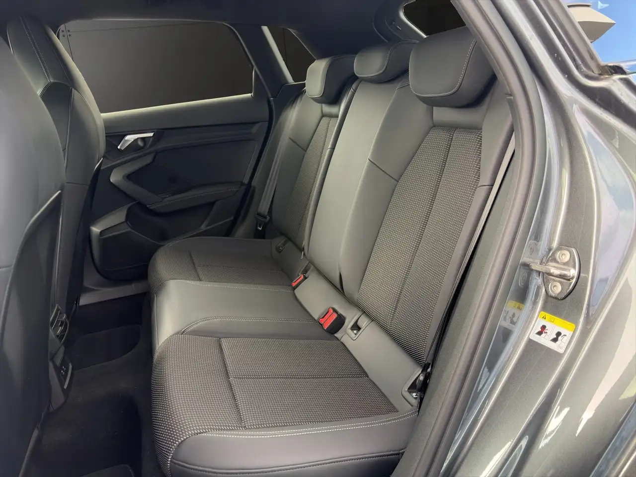 Audi A3 Sportback 35 TFSI S line Pano+Navi+LED, миниатюра 13
