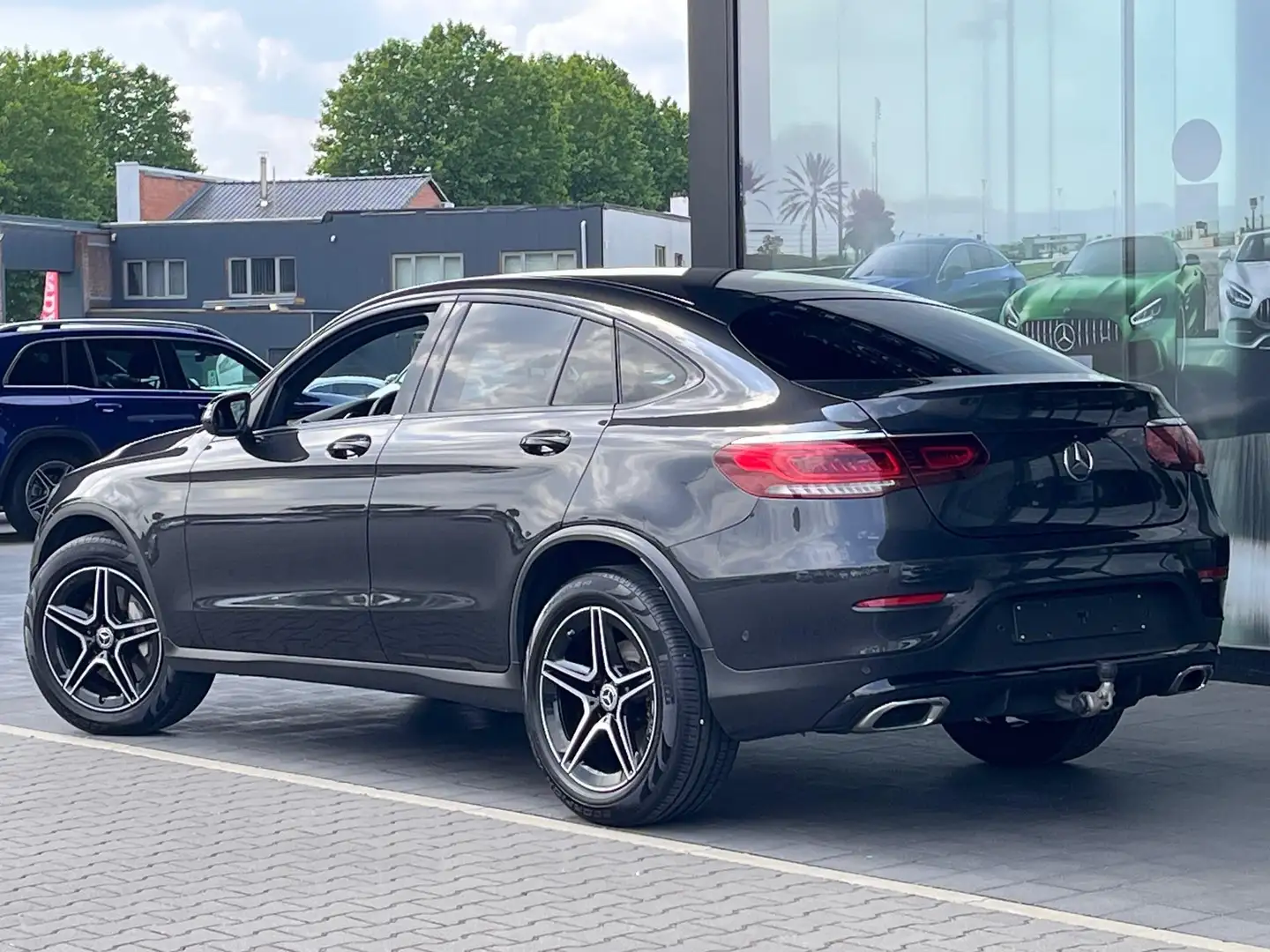Mercedes-Benz GLC 220 Coupé d 4MATIC AMG Noir - 2
