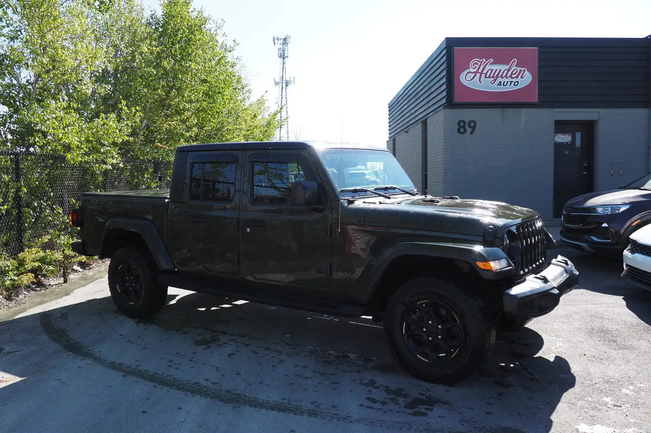 2023 Jeep Gladiator