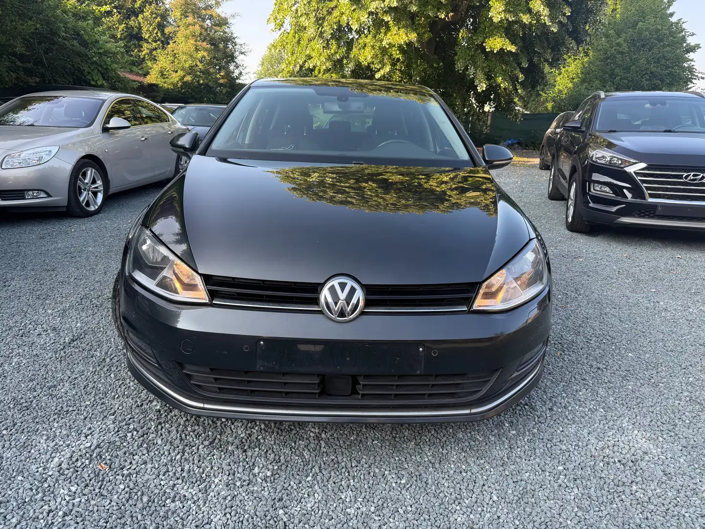 Volkswagen Golf 1.6 CR TDi BMT Highline*Nouvelle Distributions* Grau - 2