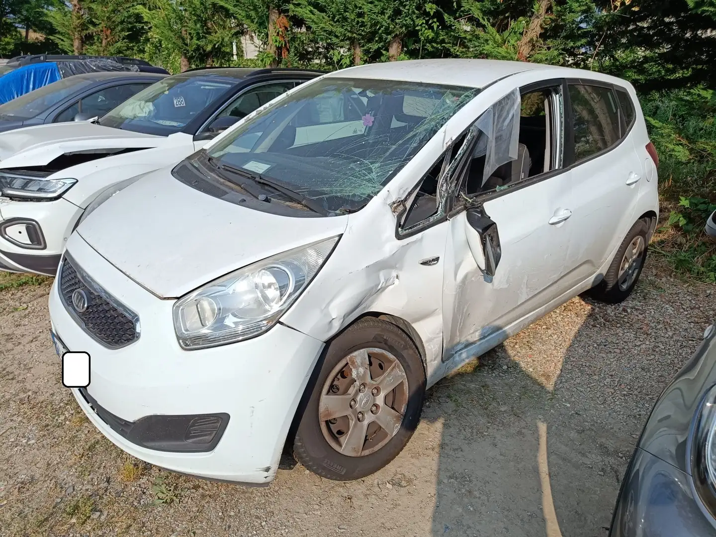 Kia Venga Venga 1.4 cvvt Easy SINISTRATA Bianco - 2