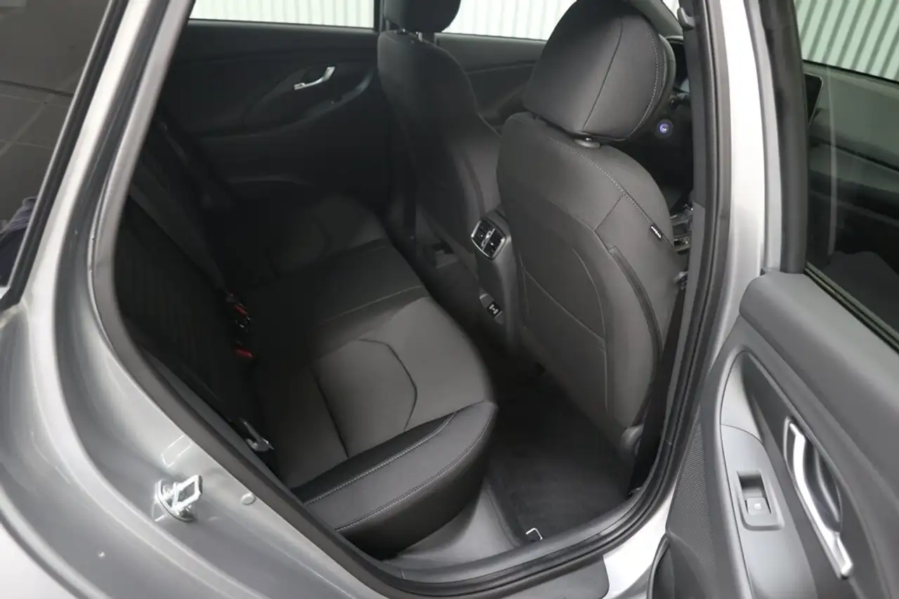 Hyundai i30 SW 1.0 T-GDI DCT Automaat Navi Camera 6