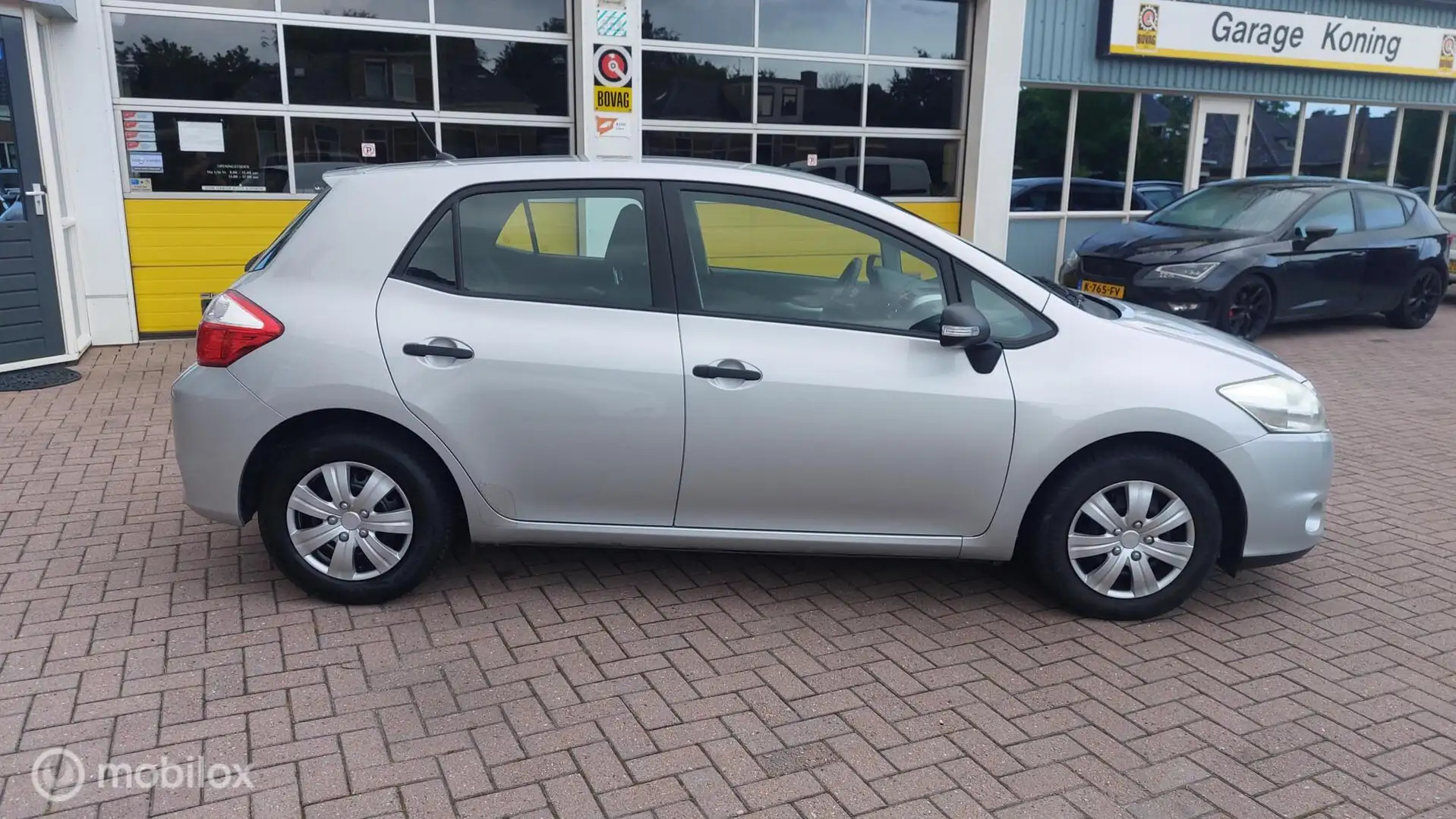 Toyota Auris 1.3 Comfort Gri - 2