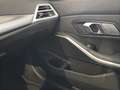 BMW 318 i Touring Navi AdapLED AHK ParkAssist Schwarz - thumbnail 16