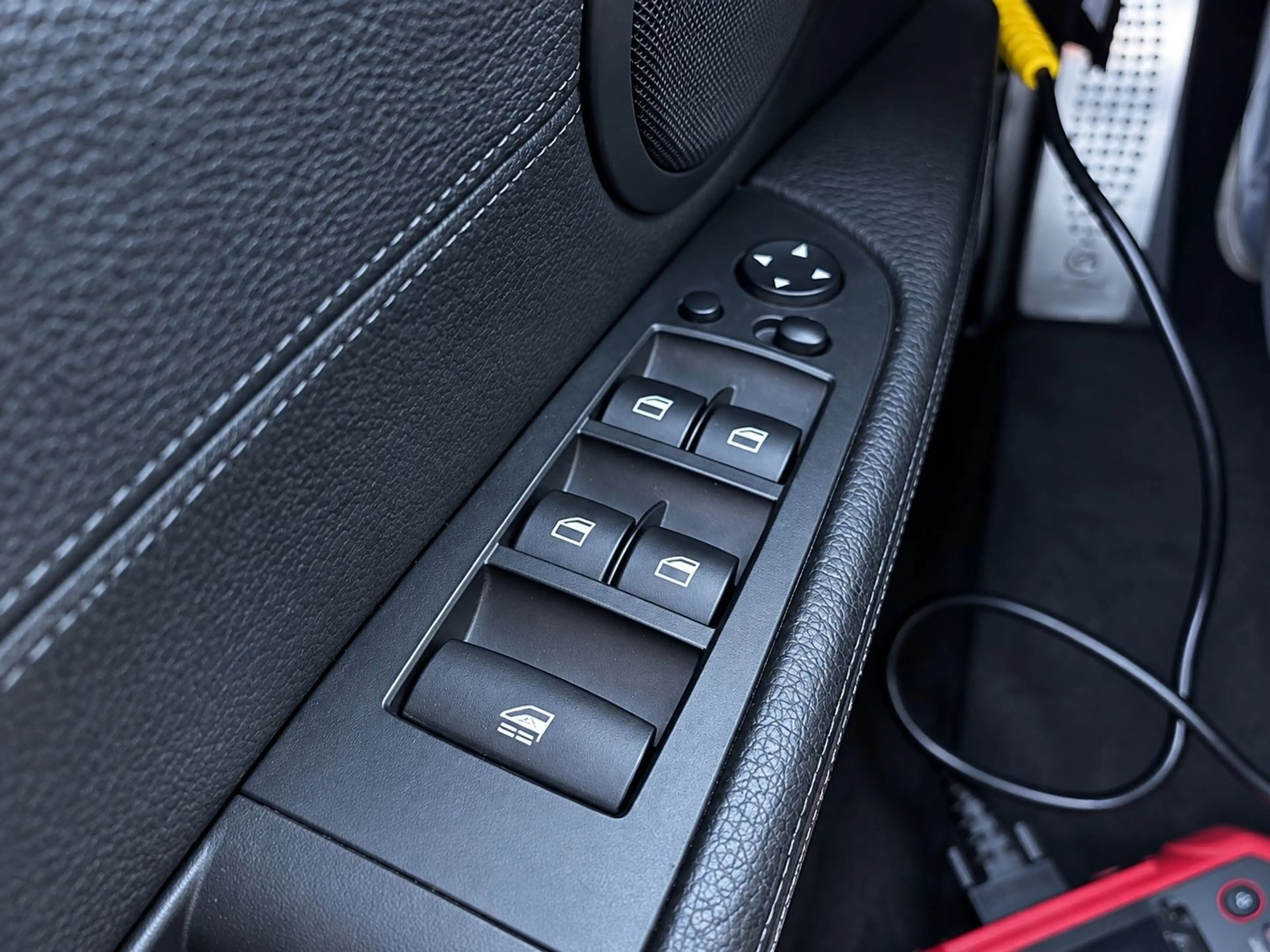 BMW Z4 Roadster sdrive 35 i — photo 8