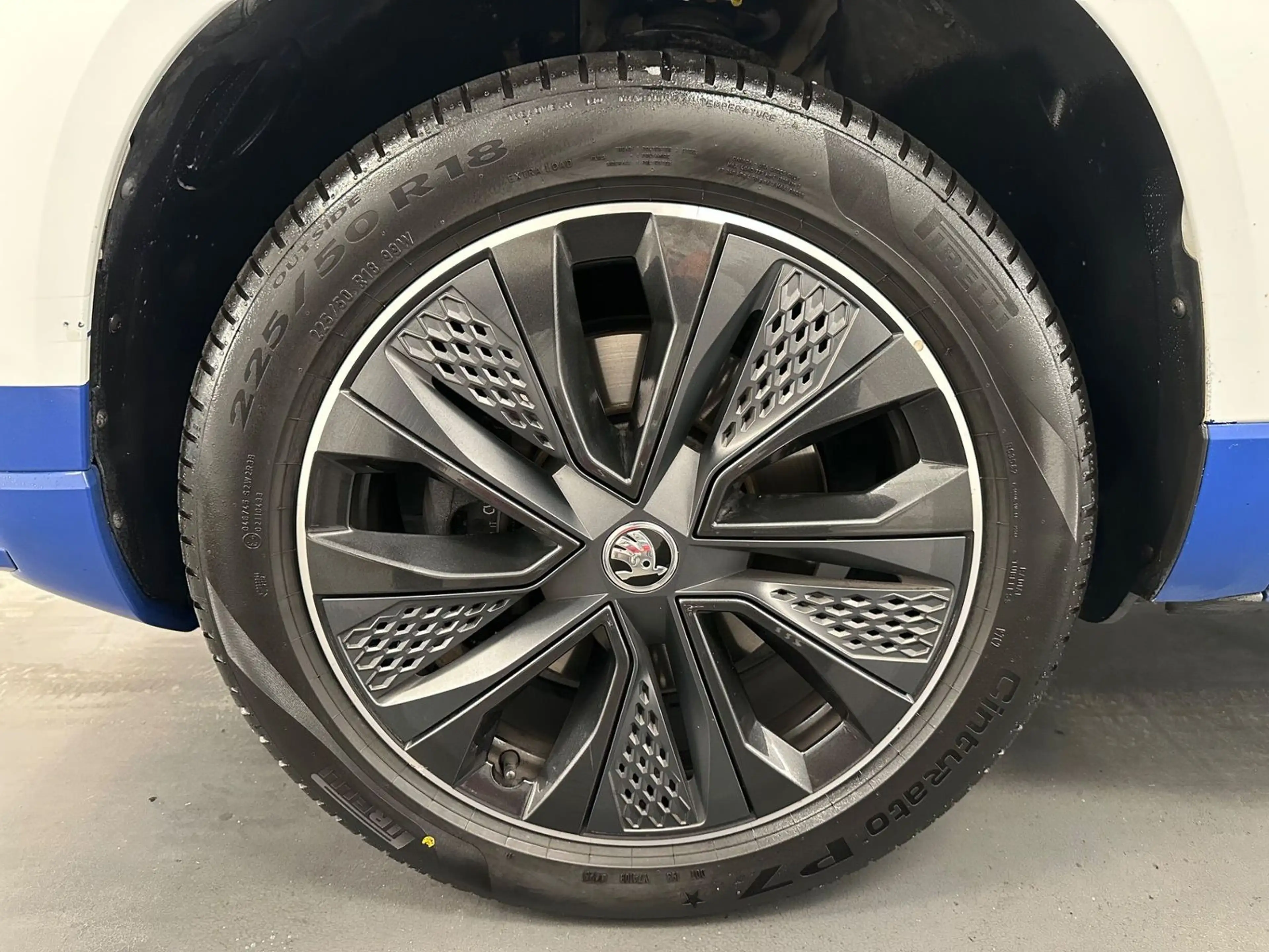 Skoda Karoq 2.0 TDI Sportline 4x4 AHK ACC DAB VIRTUAL — photo 12