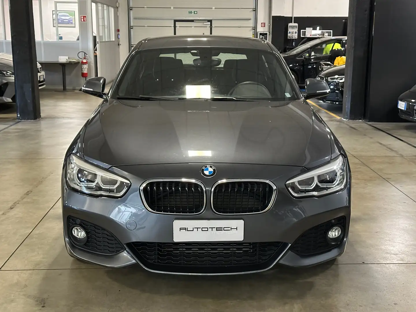 BMW 120 Serie 1 120i Msport 5p Grigio - 2