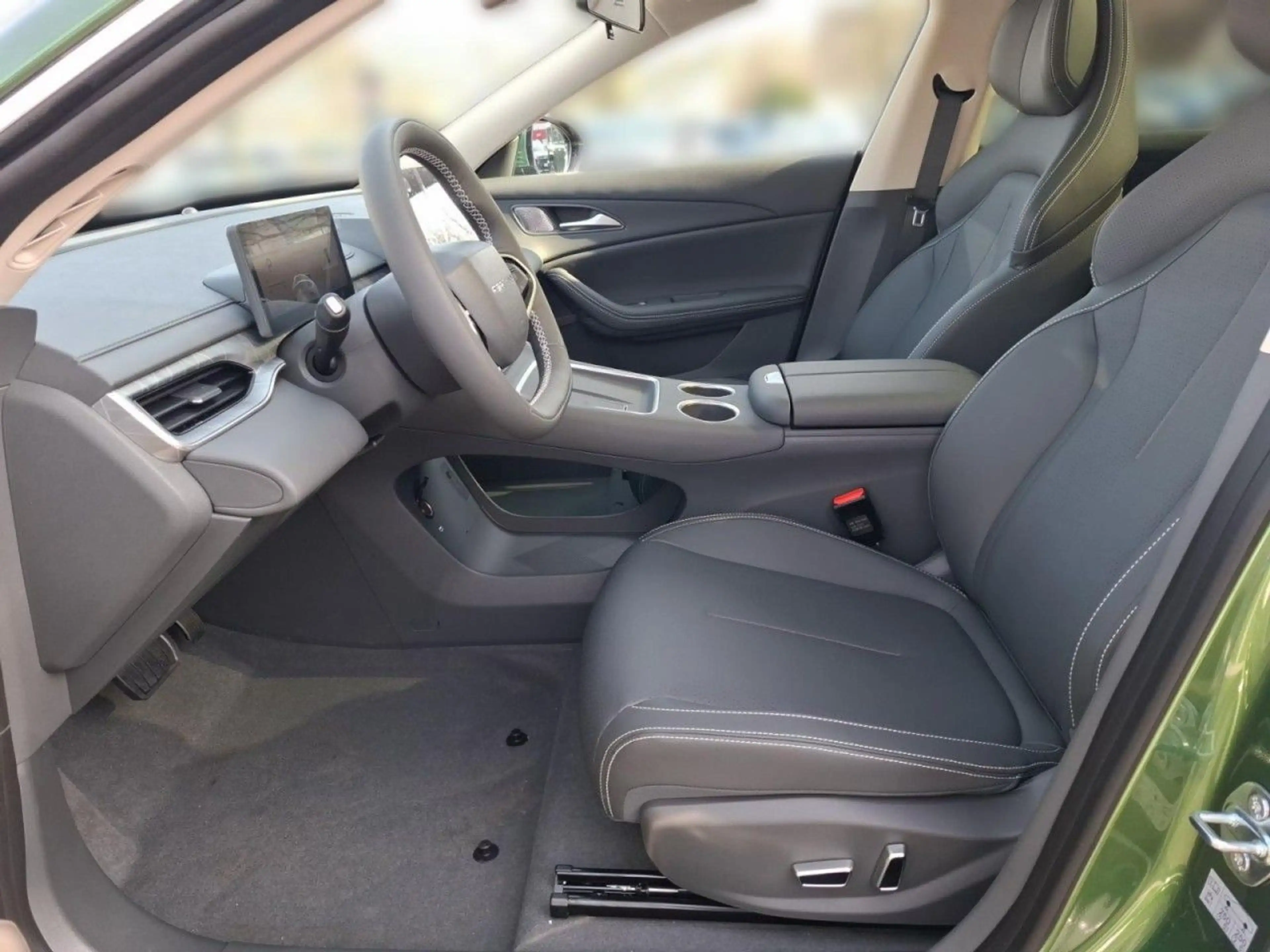 DFM Forthing 7 REEV adapt. Tempomat 174km Reichweite Klima — photo 7