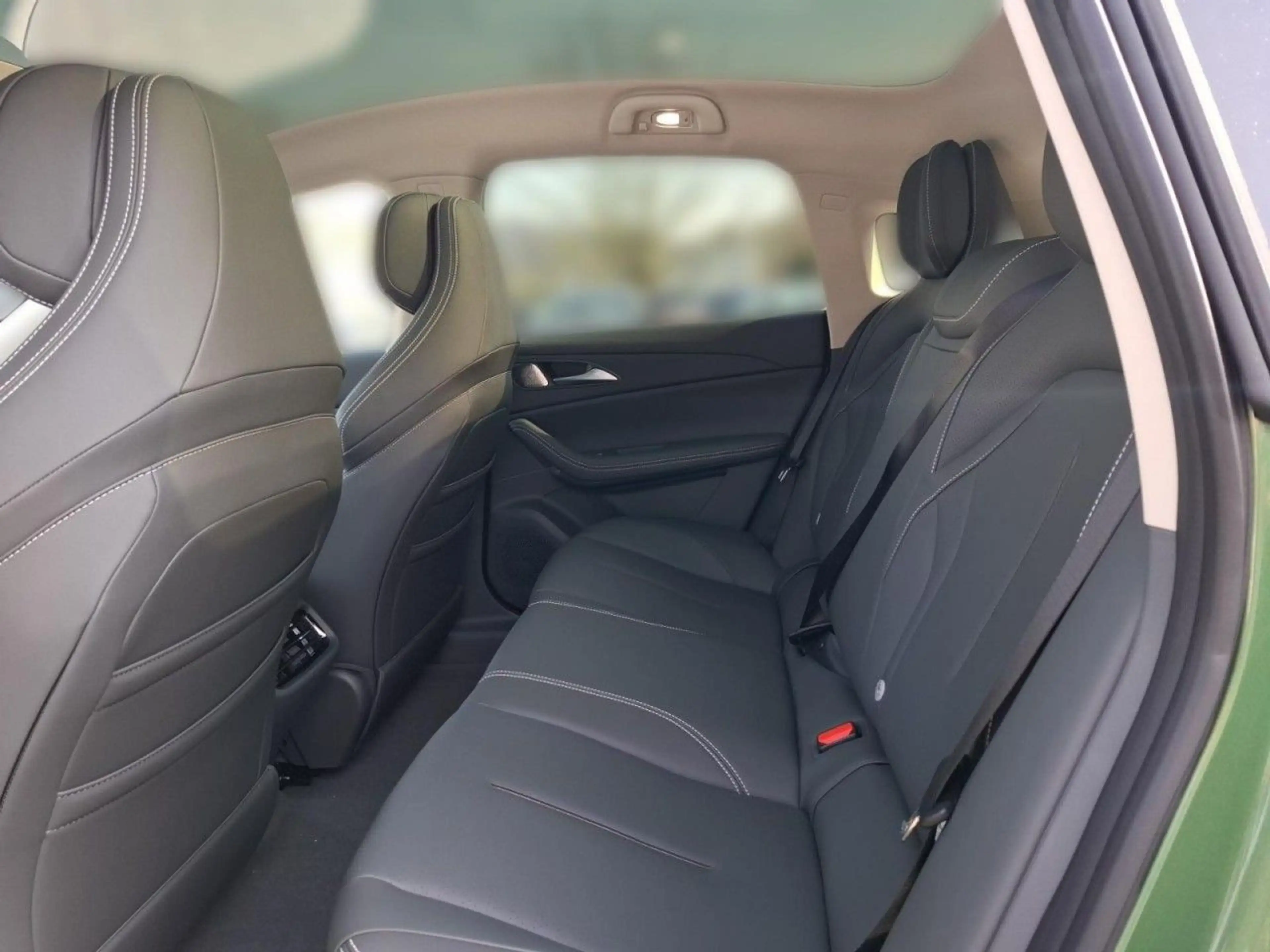 DFM Forthing 7 REEV adapt. Tempomat 174km Reichweite Klima — photo 11