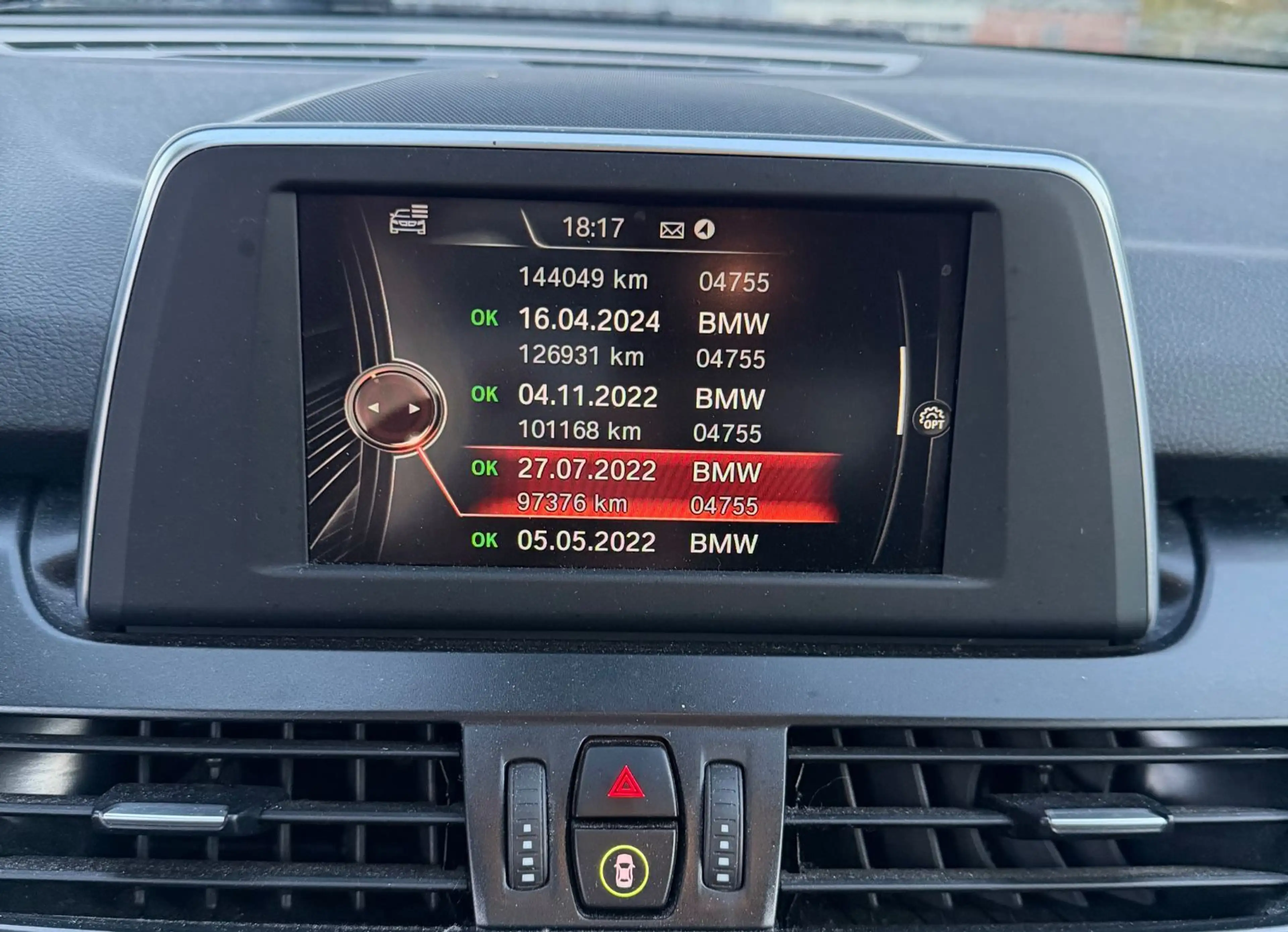 BMW 218 2 Gran Tourer 218 d xDrive Advantage — photo 17