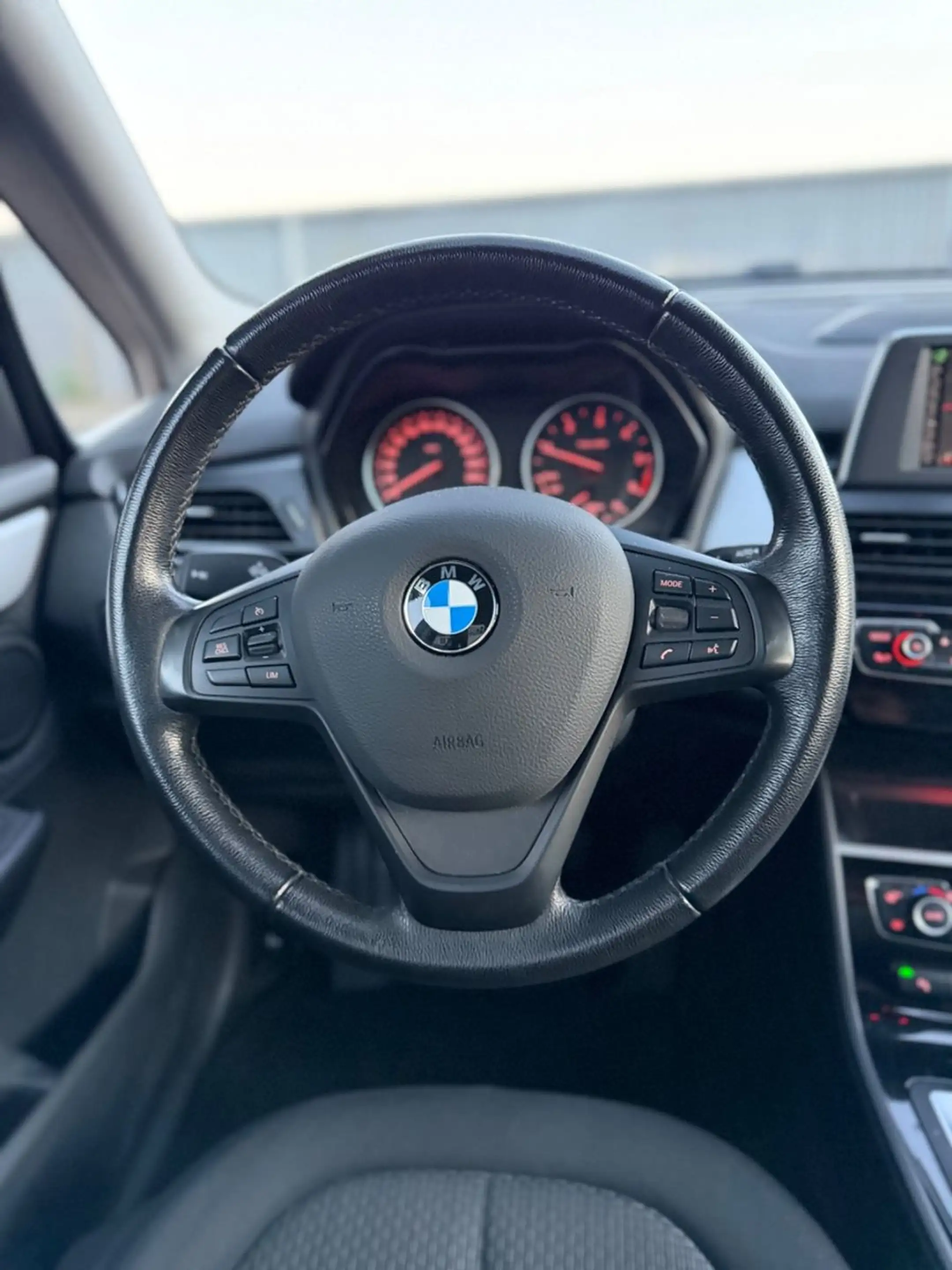BMW 218 2 Gran Tourer 218 d xDrive Advantage — photo 8