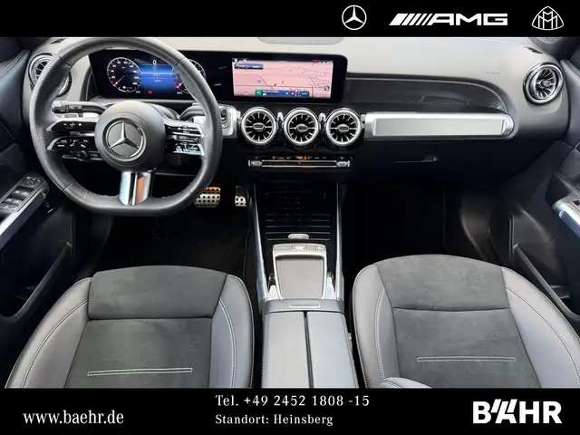 Mercedes-Benz GLB view 4