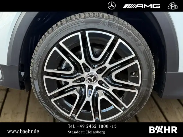 Mercedes-Benz GLB view 6