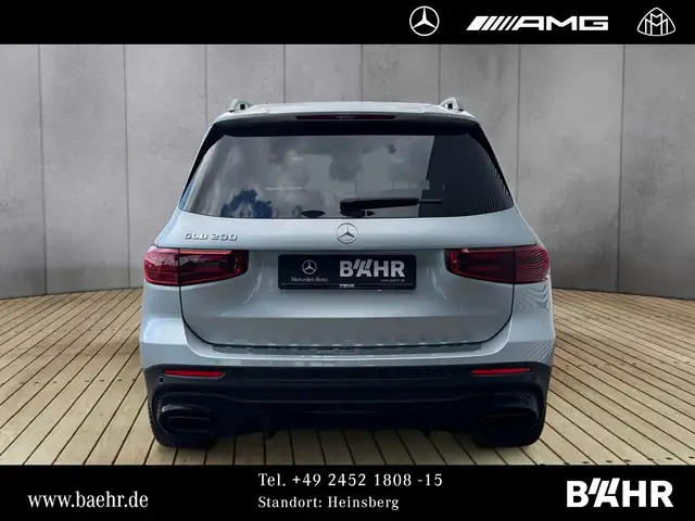 Mercedes-Benz GLB view 8
