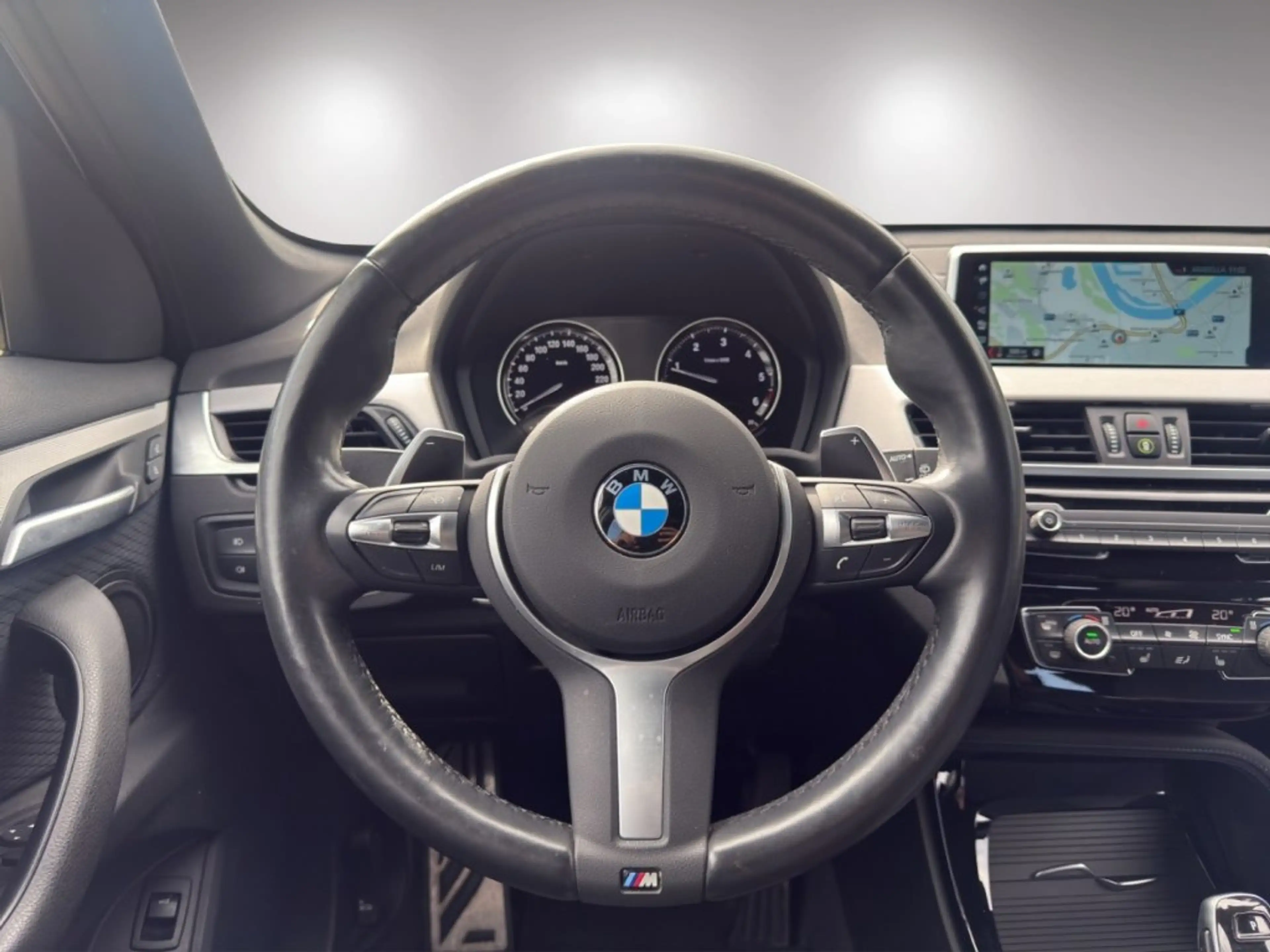 BMW X1 xDrive 20d Allrad Aut. — photo 8