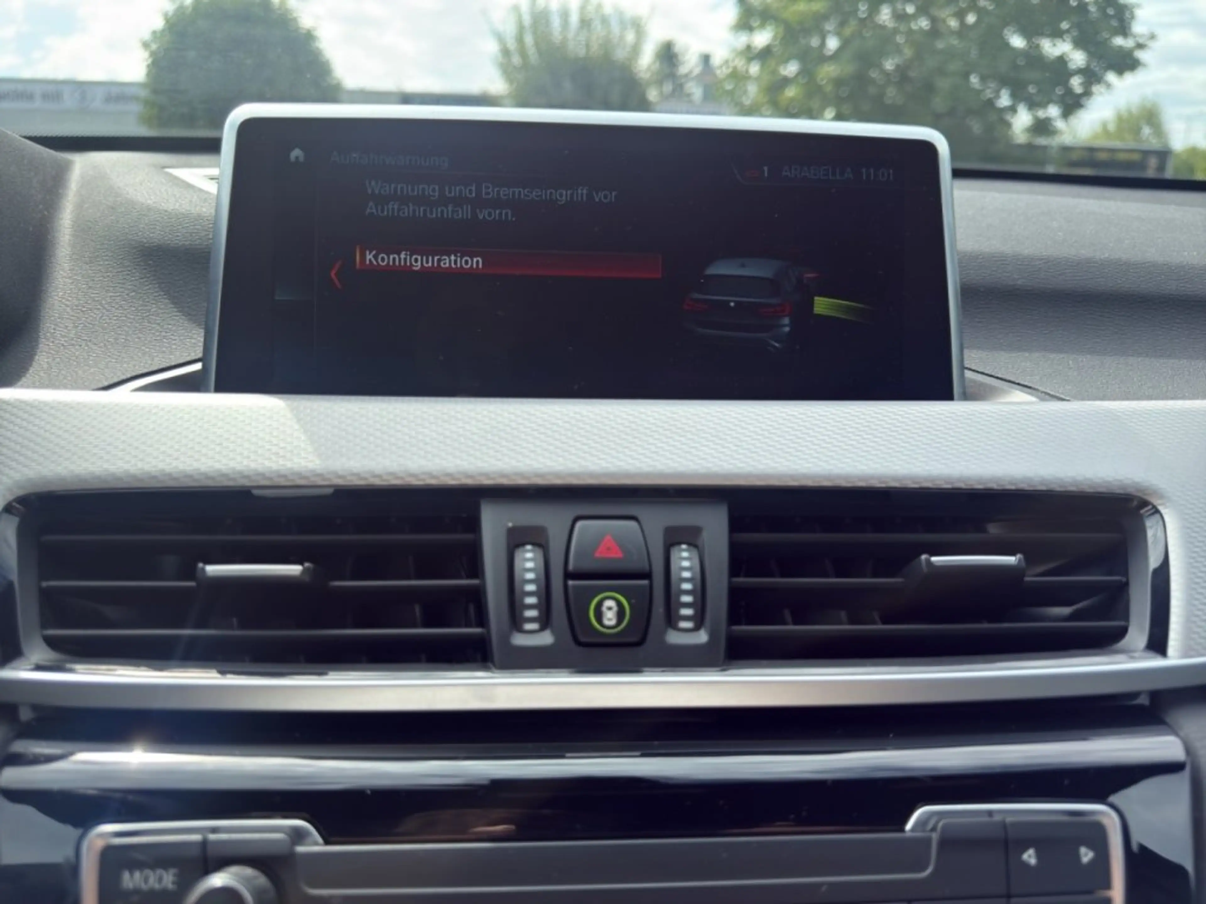 BMW X1 xDrive 20d Allrad Aut. — photo 12