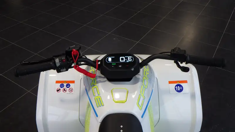 CFMOTO C FORCE 110 - foto 5