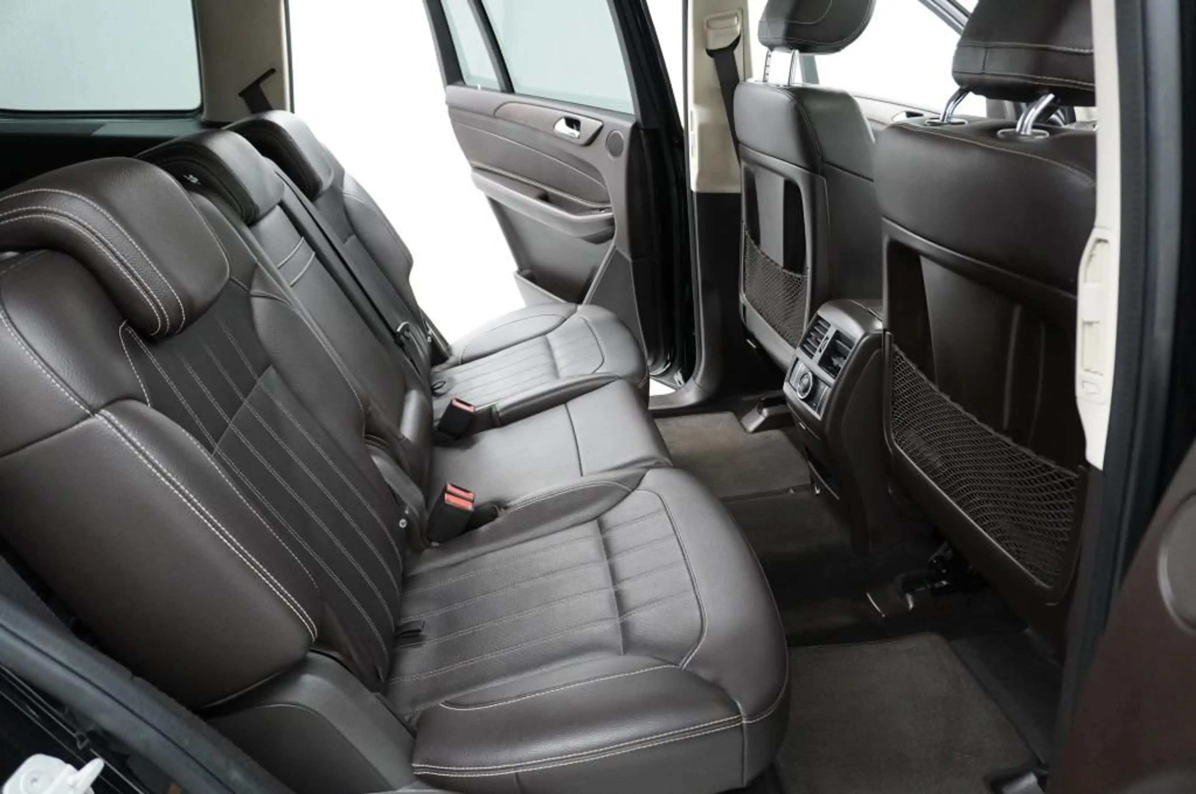 Mercedes-Benz GLS 350 d 4Matic BlueTEC Off-Roader Navi/Lede — photo 7
